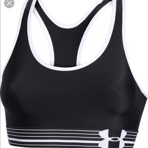under armour woUA Heatgear sports bra